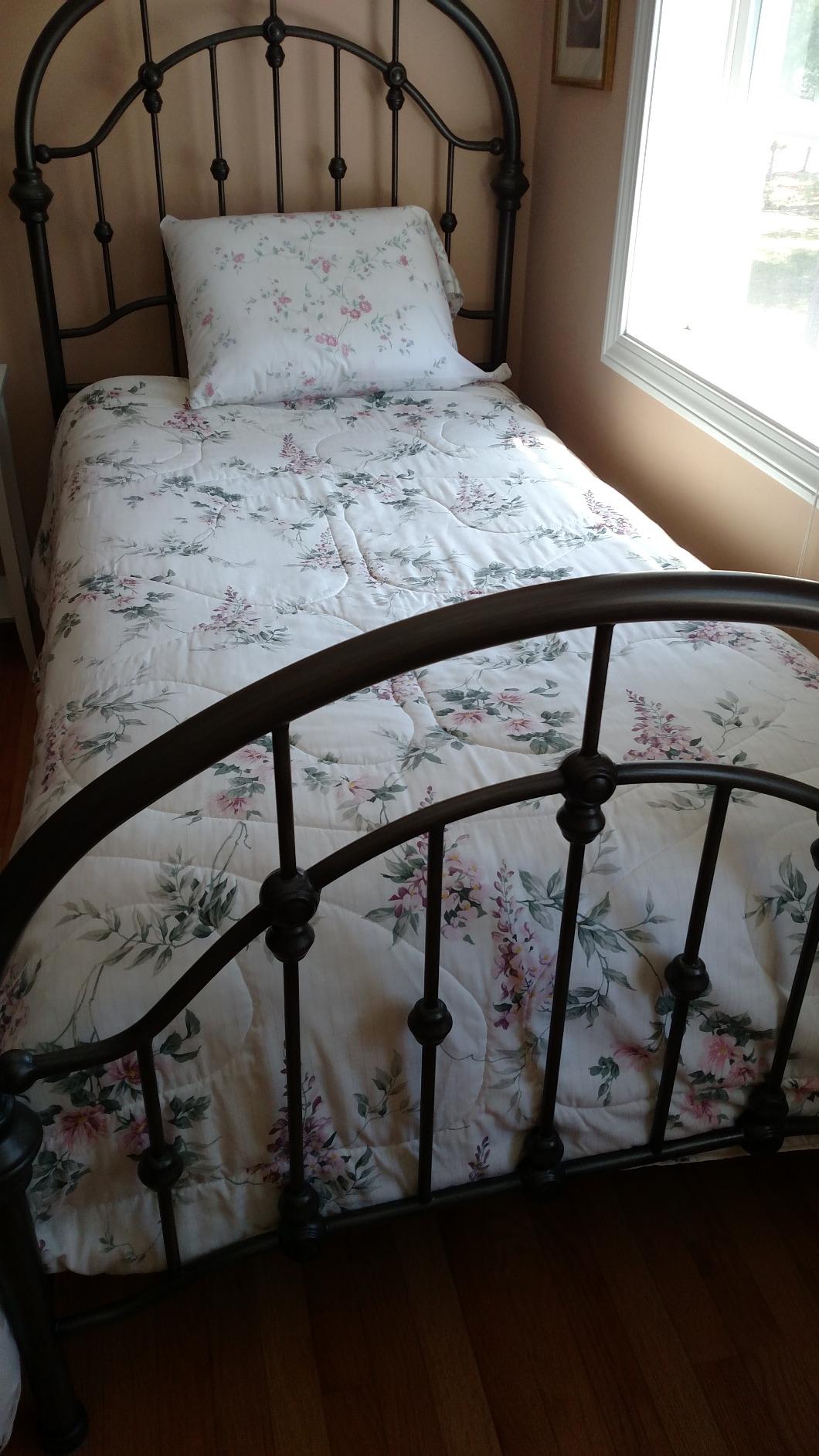 【Furniture】Coaster CO-300407KE Eastern King Bed, Dark Bronze