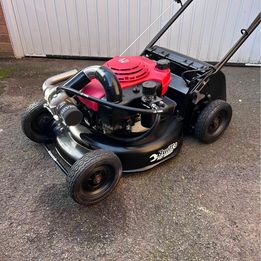 Honda Turbo Lawn mower HRH536