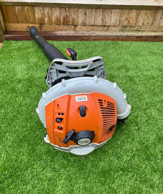 PP-Roll Over to Zoom STIHL BG 86 166 mph 444 CFM Gas Handheld Leaf Blower