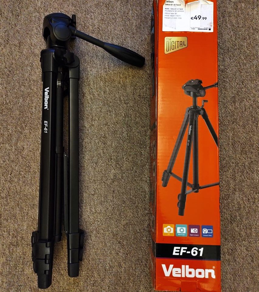 Canon EOS 1300D camera. Great opportunity