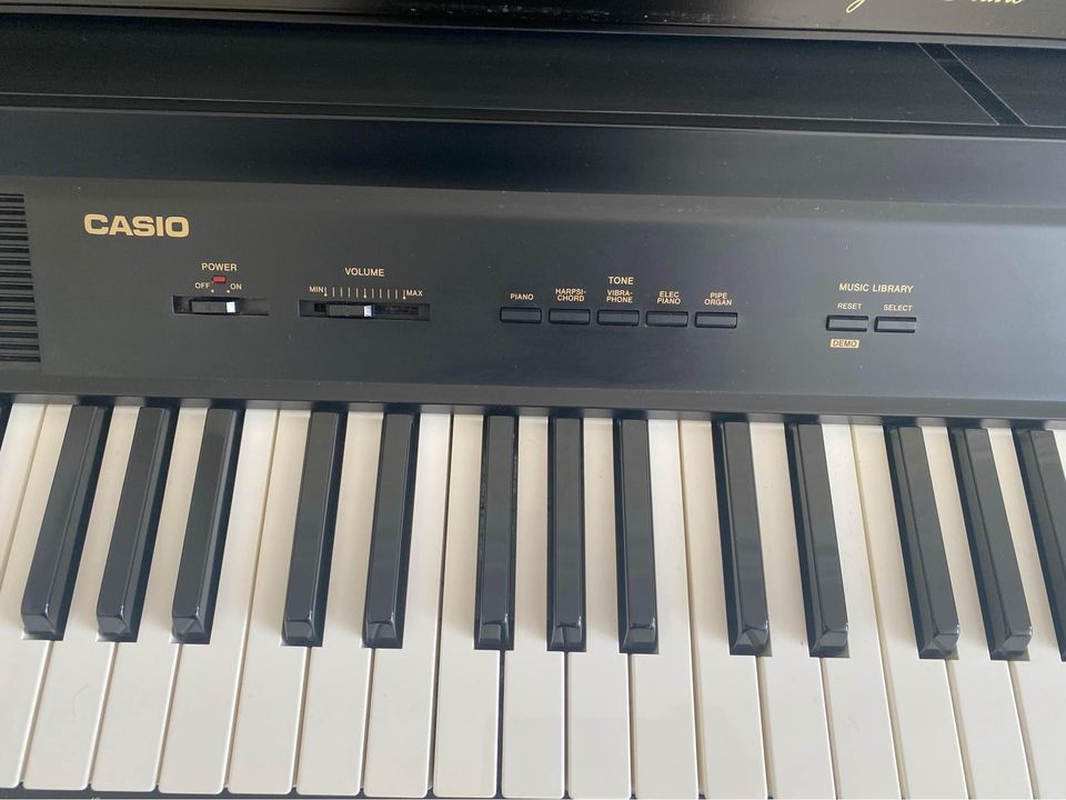 Casio Digital Keyboard Piano