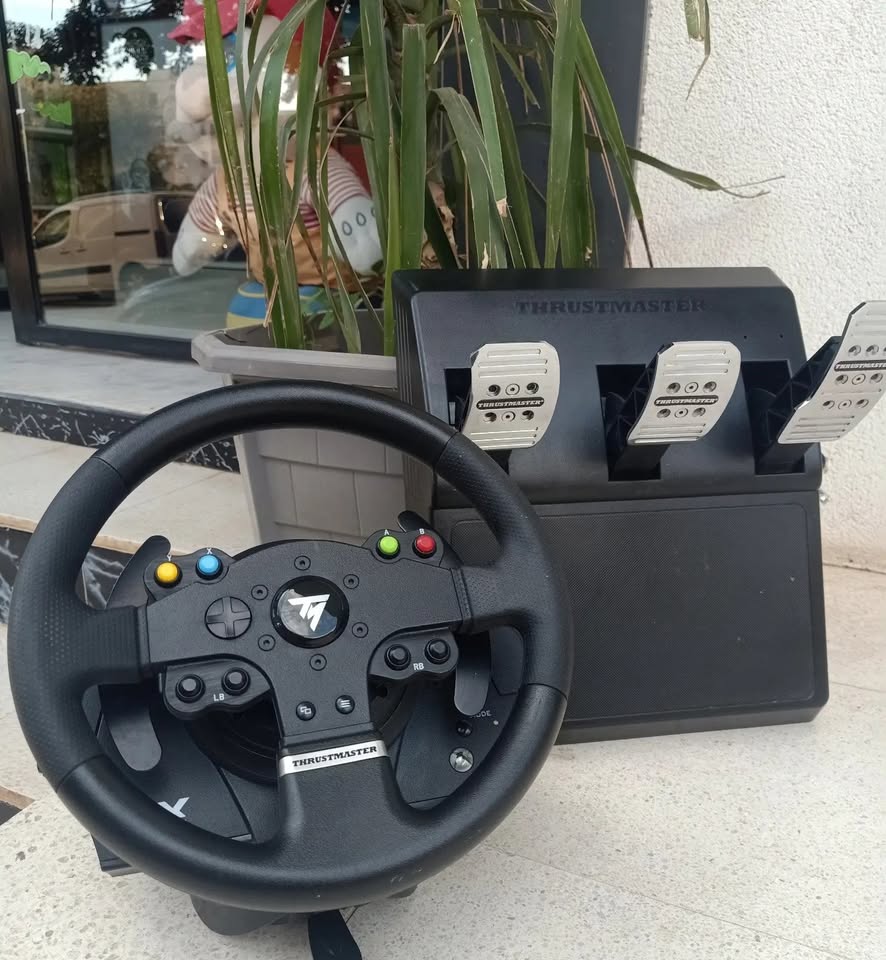 Thrustmaster TX RW Leather Edition or Wheel Ferrari 458 Italia Edition (XBOX Se