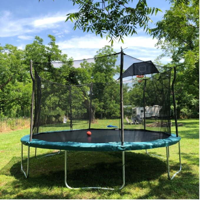 15' Round Backyard Trampoline with Safety Enclosure