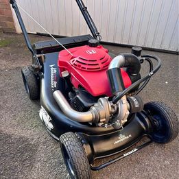 Honda Turbo Lawn mower HRH536
